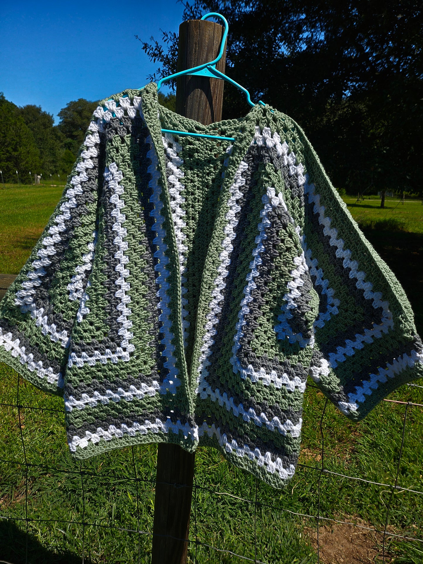 Green hexagon cardigan