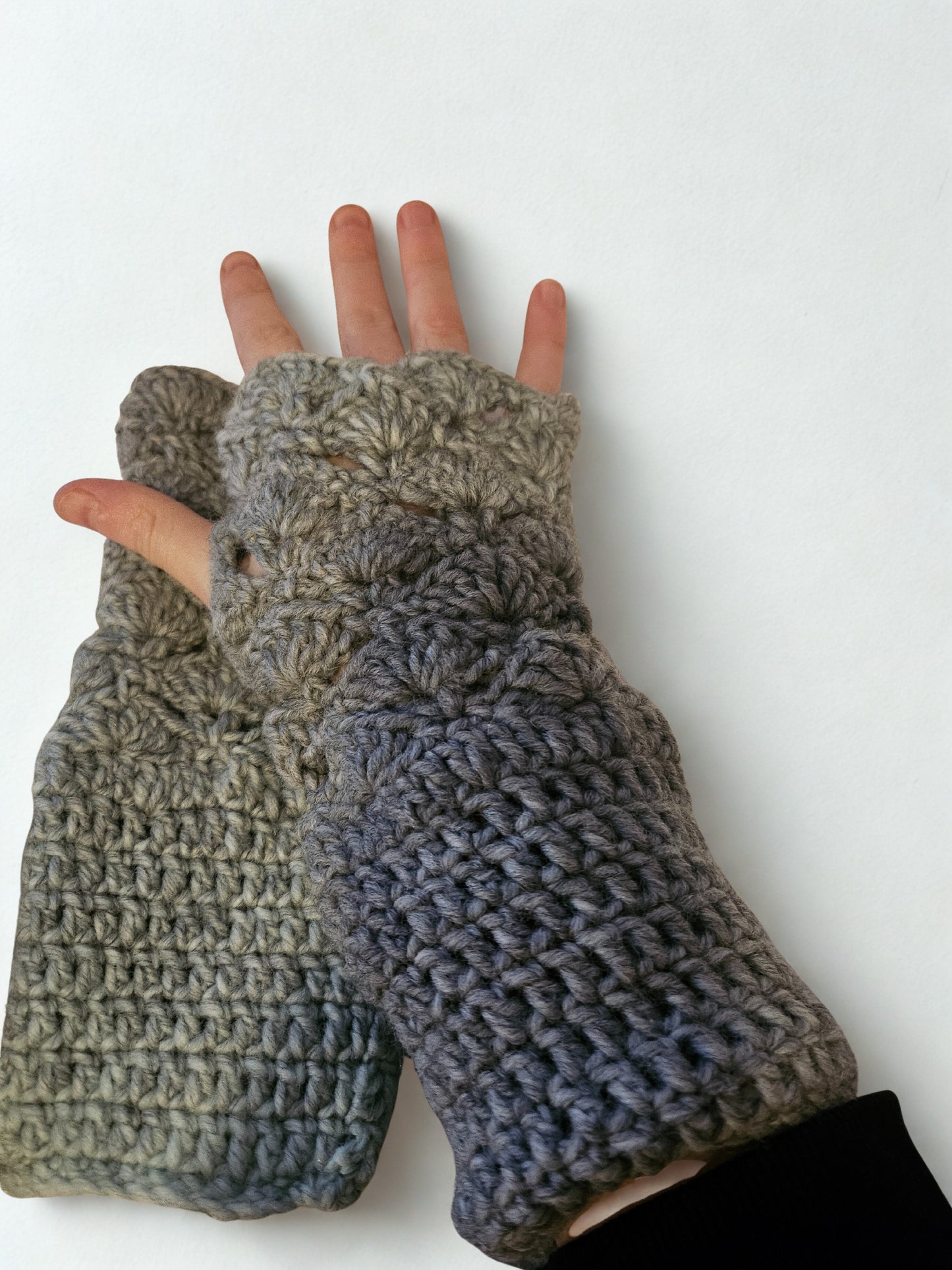 Fingerless gloves