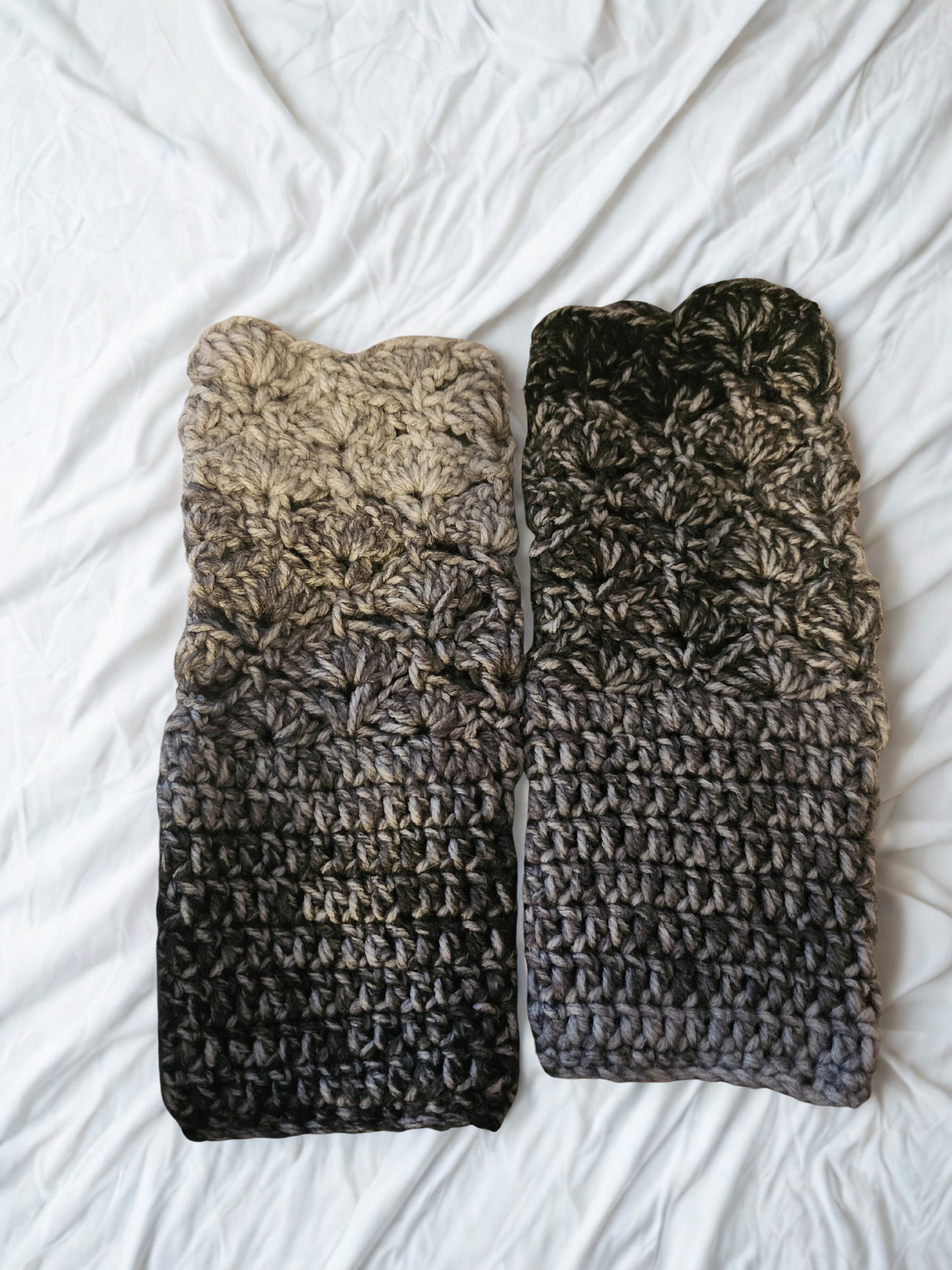 Fingerless gloves