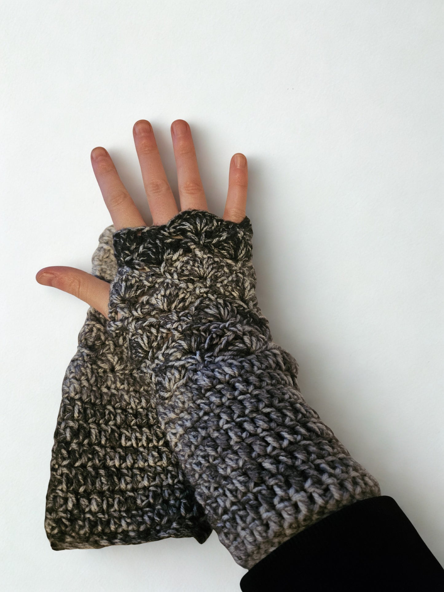 Fingerless gloves